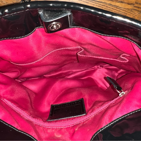 COACH POPPY SLIM LIQUID GLOSS QUILTED TOTE, BLACK #F18673 - Picture 4 of 5